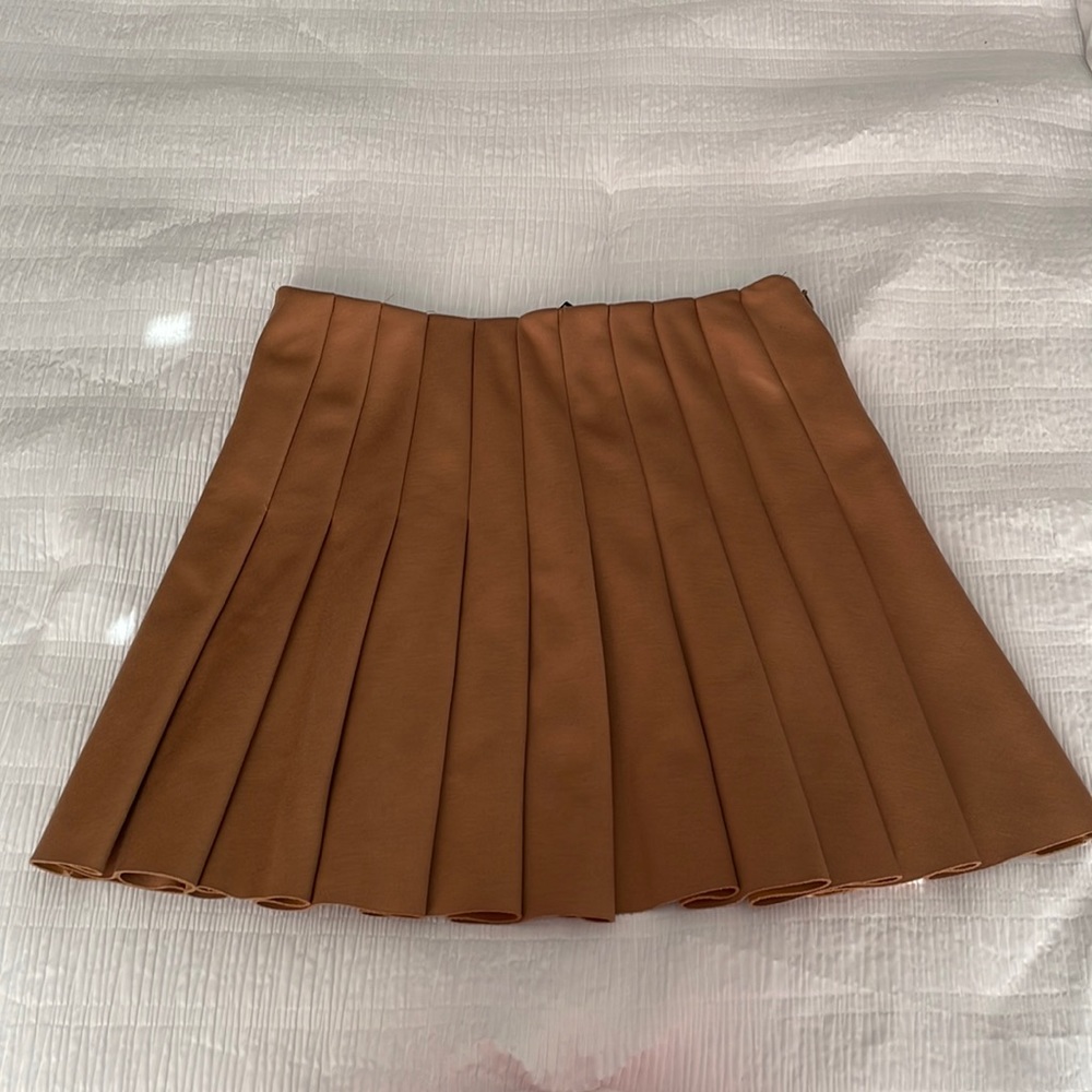 Brown Pleated Skirt